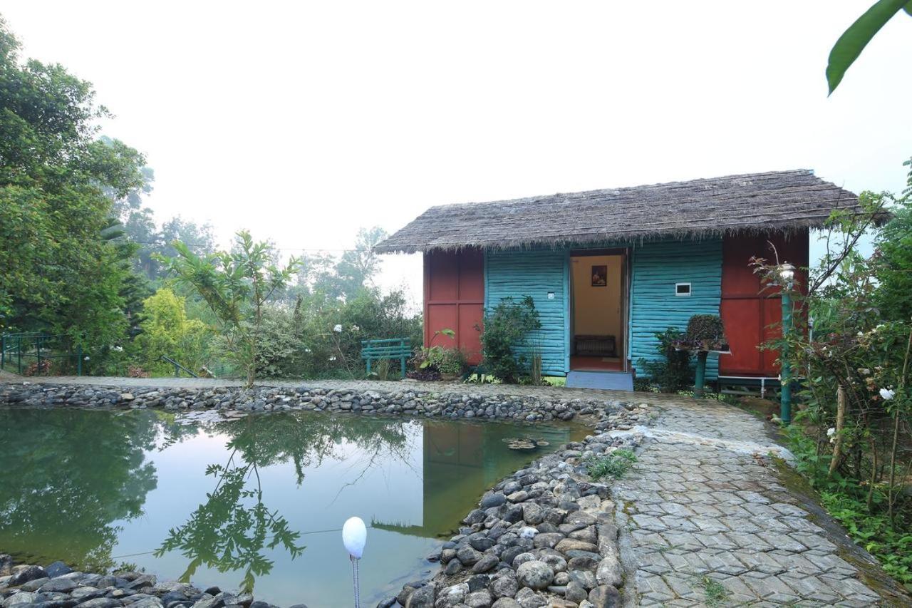 Koomankolly Resort Thirunelly Exterior photo