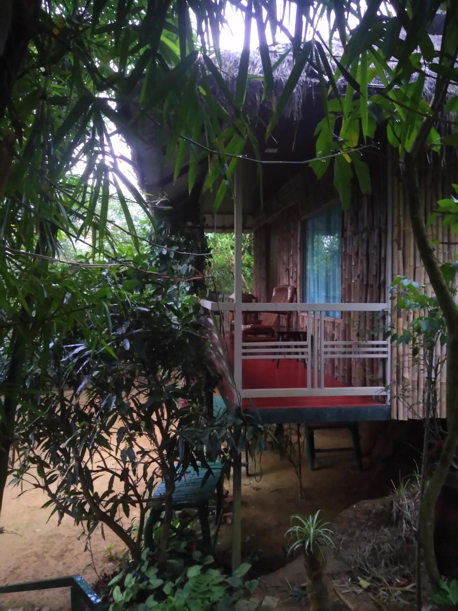 Koomankolly Resort Thirunelly Exterior photo