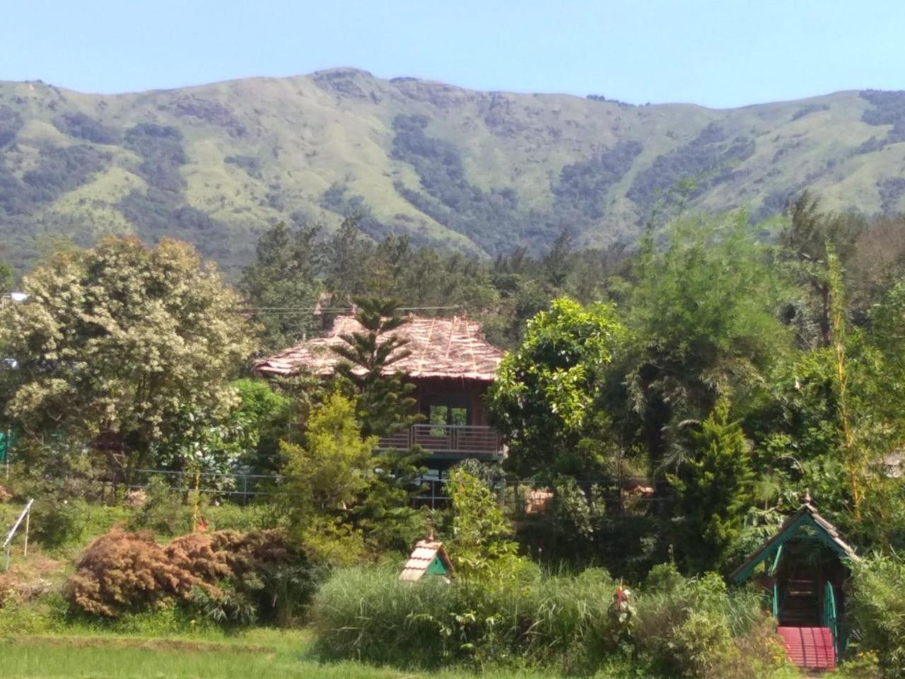 Koomankolly Resort Thirunelly Exterior photo