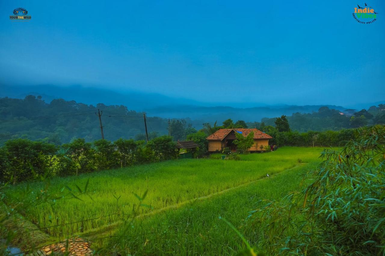 Koomankolly Resort Thirunelly Exterior photo