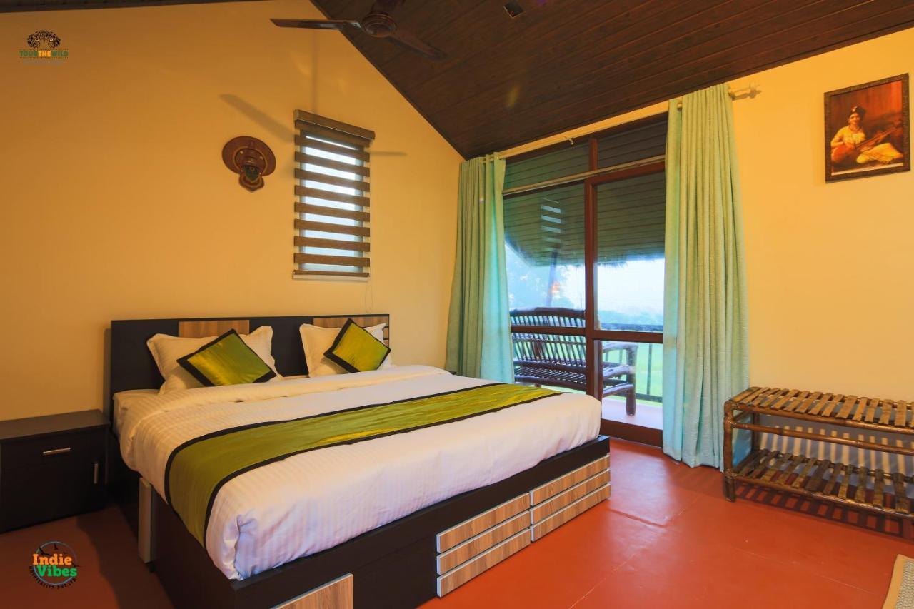 Koomankolly Resort Thirunelly Exterior photo
